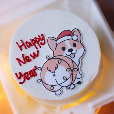 Бенто-торт на Новый год с праздничным корги Happy New Year в Miracle bakery по цене 2190 ₽