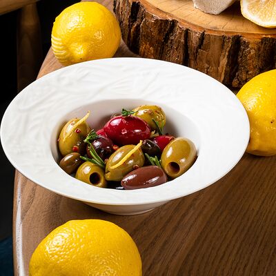 Изумрудные оливки с лимоном и тимьяном в Цыпочка по цене 650 ₽