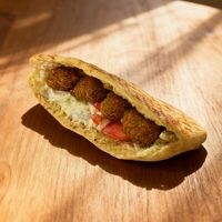 Кипрская пита Фалафель в ГРИЛЬ-ГИРОС