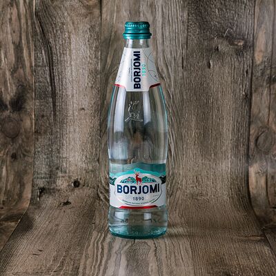 Вода минеральная Borjomi в Istanbul StreetFood по цене 190 ₽