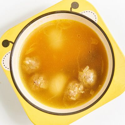 Бульон с мясными фрикадельками Семь богатырей в Взяли-Поели по цене 444 ₽