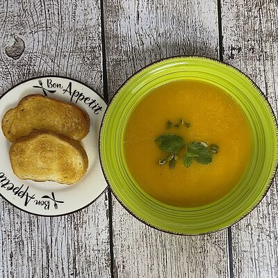 Суп-пюре тыквенный в Луна Рыба по цене 330 ₽