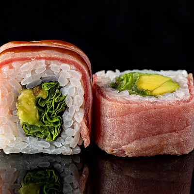 Ролл Туна Юдзу в Джонга по цене 390 ₽