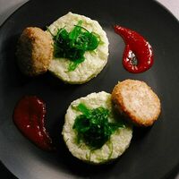Фишкейки с зеленым рисом в IceКафе