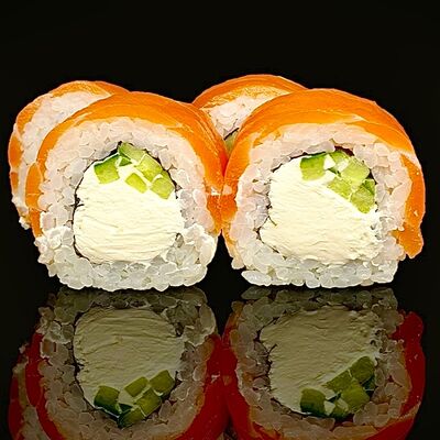 Ролл Филадельфия с лососем в Hot Pizza по цене 770 ₽