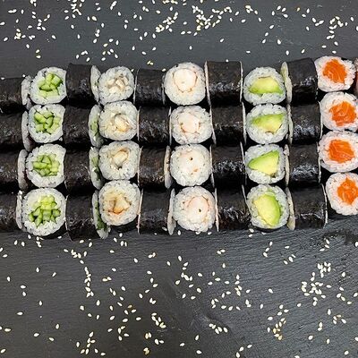 Маки сет в Ninja sushi по цене 1013 ₽