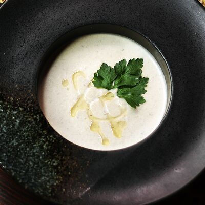 Сливочно-грибной крем-суп в Золотой Кувшин по цене 500 ₽