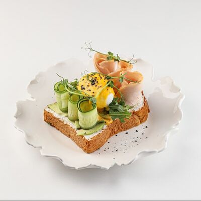 Бриошь с индейкой в Coffee Boom по цене 830 ₽