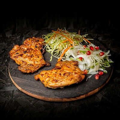 Стейк из куриного бедра в KOSTROF по цене 562 ₽