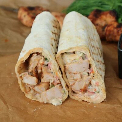 Шаверма с шашлыком из свинины в Шаверма у дружбы по цене 189 ₽