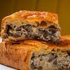 Пирог с курицей и грибами (50см) в Pate по цене 20000