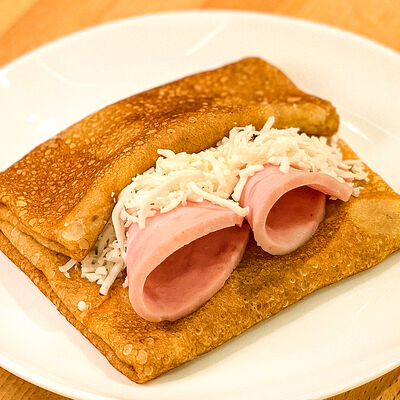 Блин с ветчиной и сыром в Bazar по цене 99 ₽