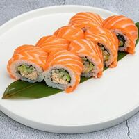 Острый краб-лосось в BOMU SUSHI & RAMEN