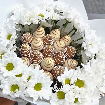 Летний букет в Yam Flowers по цене 3690 ₽