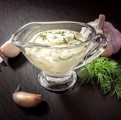 Соус Белый чесночный в Мистер суши по цене 53 ₽