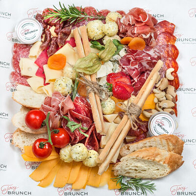 Бокс Премиум M в Твой Бранч по цене 99 р.