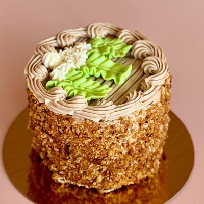 Киевский торт в Бисквит по цене 700 ₽