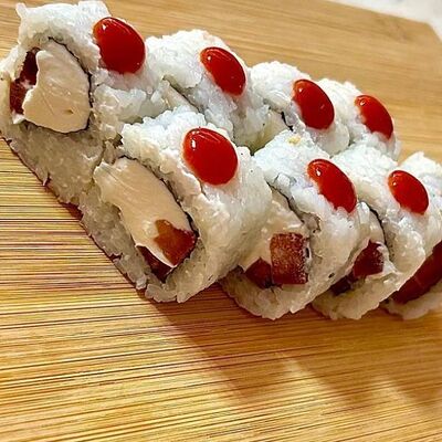 Ролл Острый томат в Хоккайдо по цене 199 ₽