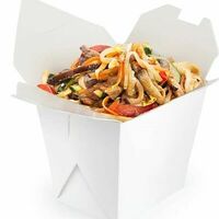 Вок с лососем и овощами в соусе терияки в Sushi Street