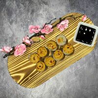 Макий с лососем в Пицца тот