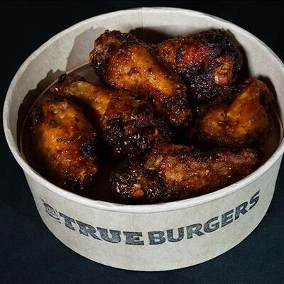 Крылья BBQ (6 крылышек) в True Burgers по цене 595 ₽