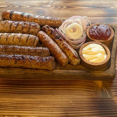 Малый сет колбасок в Дикий койот по цене 999 ₽