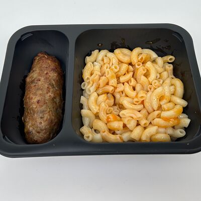 Кебаб из цыпленка в томатном соусе с макаронами в Gost Food по цене 310 ₽