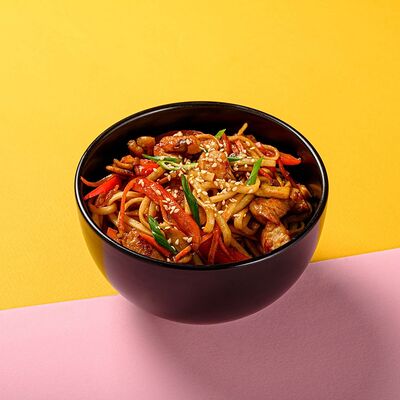 Удон с курицей в Круглое катаем по цене 419 ₽