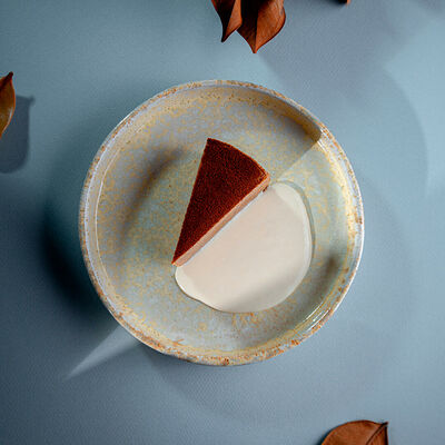 Кофейный торт с ванильным соусом в Чайхона №1 Васильчуки по цене 450 ₽