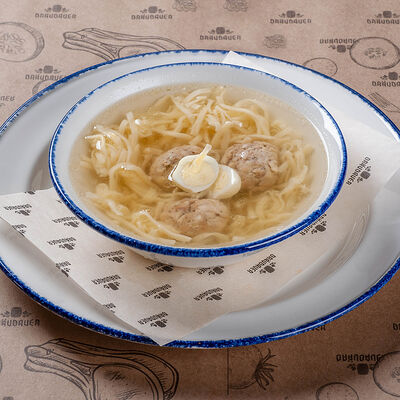 Куриный суп с фрикадельками в Braubauer по цене 340 ₽