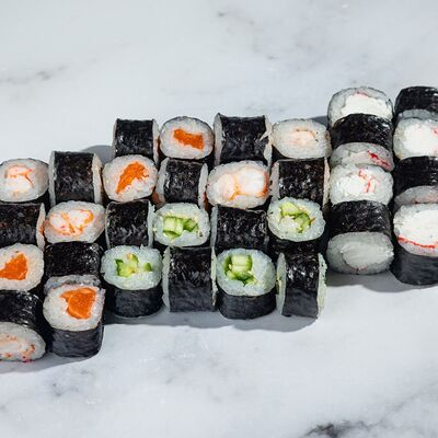 Классический сет в Pizza & Roll по цене 1145 ₽