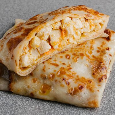 Блин с цыпленком по-деревенски в БлиновЪ по цене 211