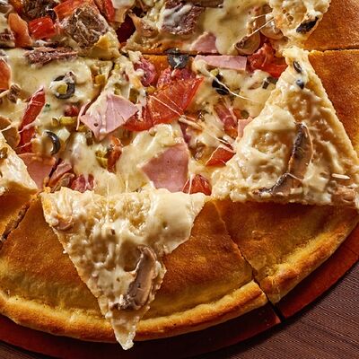 Пицца верона целая в Palermo Pizza по цене 1240 ₽