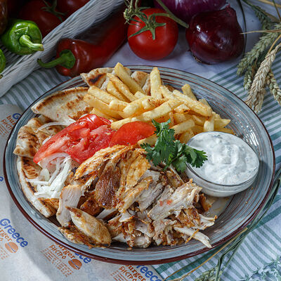 Гиро с курицей мини в Greece Burger по цене 575 ₽