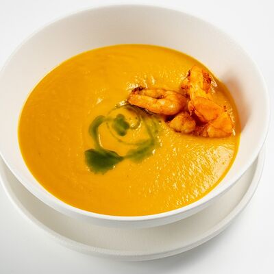 Тыквенный крем-суп с креветками в Космос по цене 500 ₽