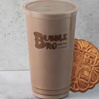 Молочный чай со вкусом шоколада L и лунный пряник в Bubble Bro