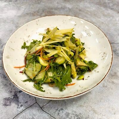 Большой Зеленый салат в Ив.Дурдинъ по цене 780