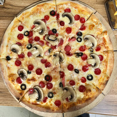 Пицца Охотничья в Mondo pizza по цене 2800 ₸