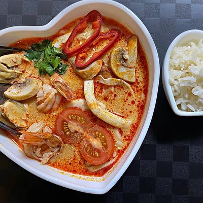 Суп Том ям в Luna по цене 549 ₽