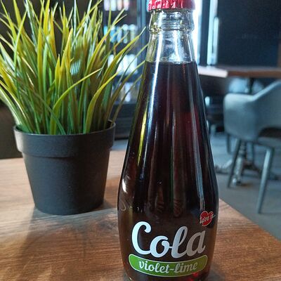 Лимонад Love is... Cola violet-lime в Бар два ствола по цене 250 ₽