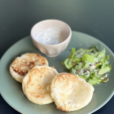 Сырники сытные в Круассан по цене 650 ₽