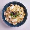 Феттуччине с цыпленком и грибами в Traveler's Coffee по цене 3095