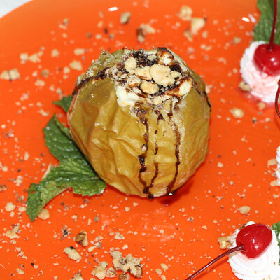 Яблоко запеченное в Роллбери по цене 245