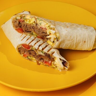 Шаурма говядина в Pizza Baron по цене 479 ₽