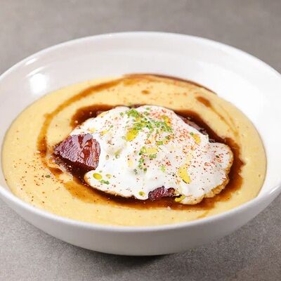 Говяжьи щёки, полента, страчателла в 321 Club by Novikov по цене 850