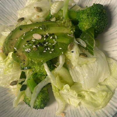 Healthy салат с брокколив Хлеб & Булки по цене 560 ₽