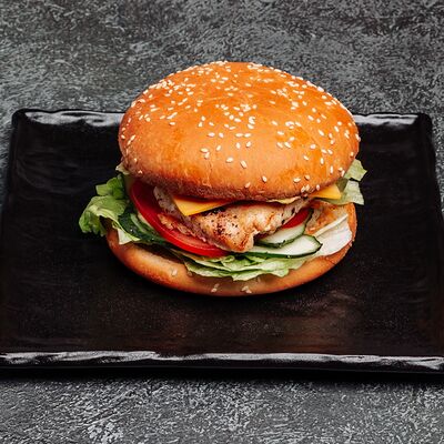 Chiken Бургер в Sold out по цене 330 ₽
