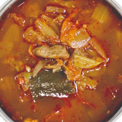 Кимчи чиге со cвининoй и рисом в Дальгона по цене 560 ₽