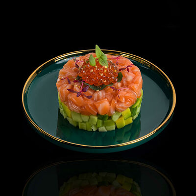 Тартар Лосось в Koi sushi bar по цене 1490 ₽