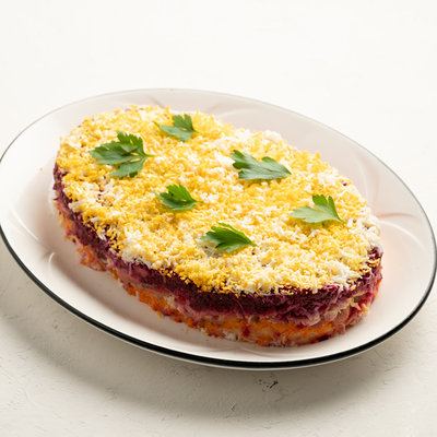 Сельдь под шубой 1 кг в На берегу по цене 1800 ₽